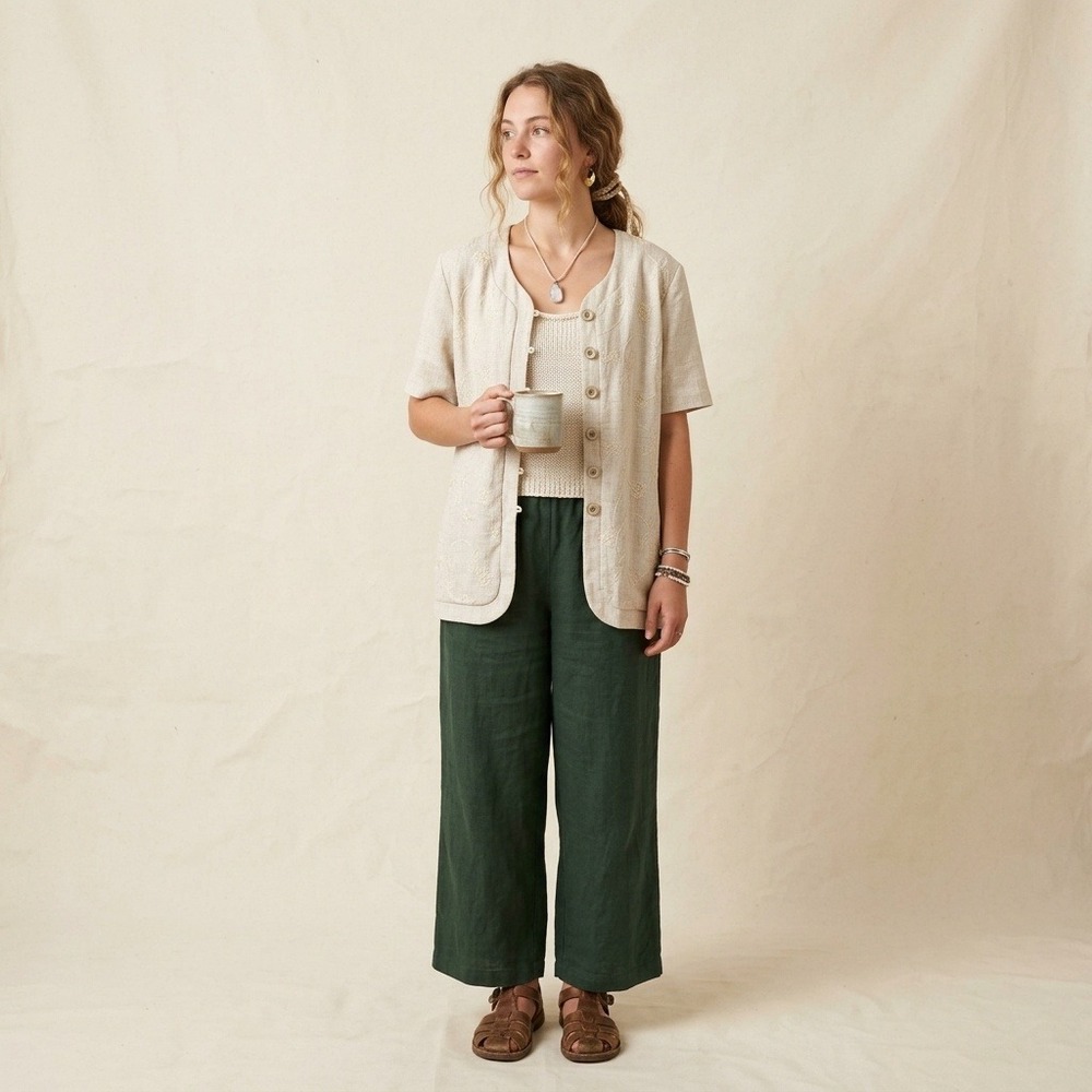 Floral Embroidered Button Top 16 Cottage Granola Lagenlook 90s Minimalist Vtg